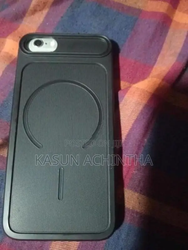 Apple iPhone 6S (Used)