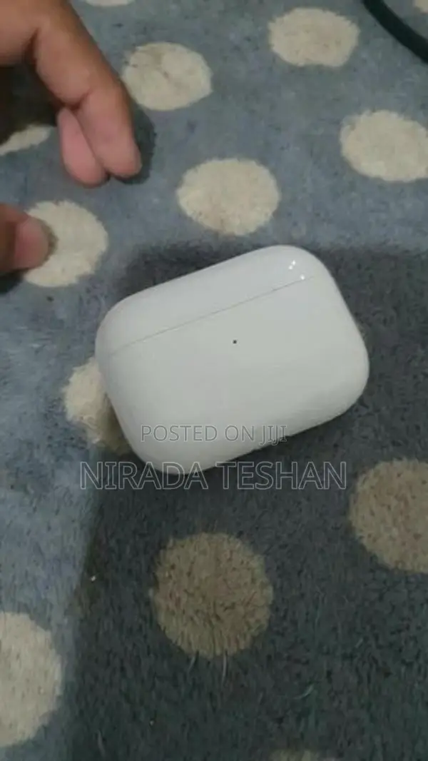 Apple AirPods Pro 2nd Gen