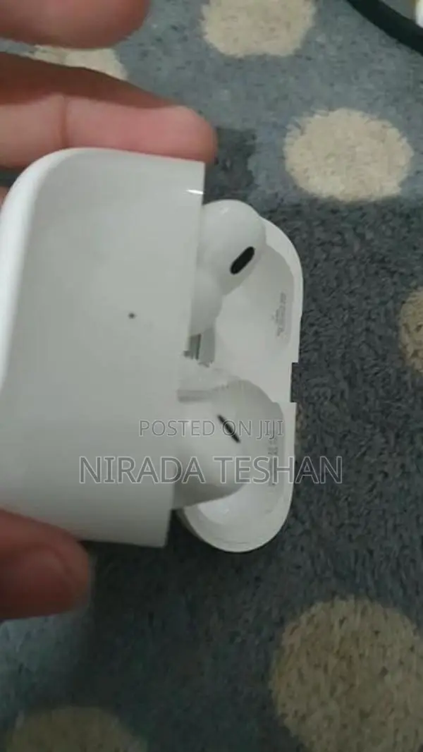 Apple AirPods Pro 2nd Gen