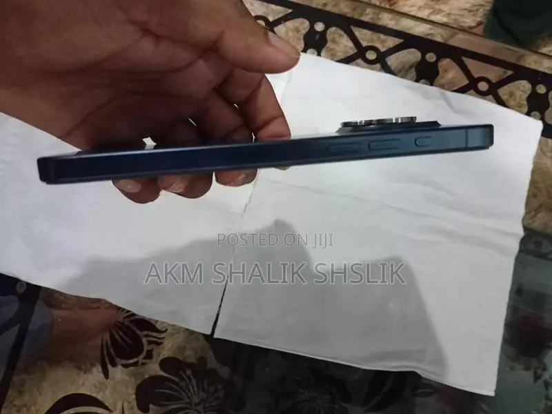 Apple iPhone 15 Pro Max (Used)