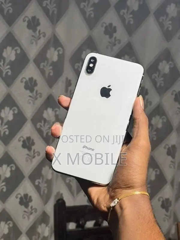 Apple iPhone XS Max (Used)