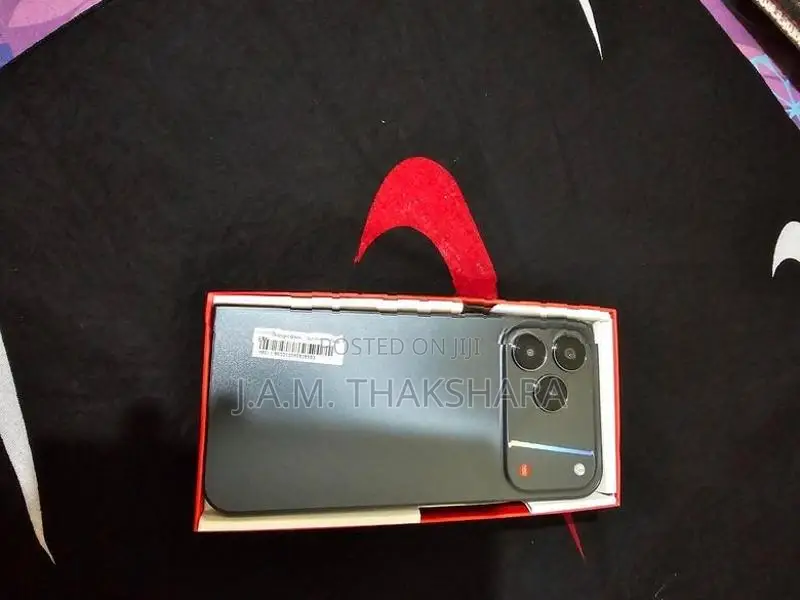 ZTE Nubia V80 (Used)