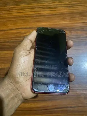 Apple iPhone SE 2 (Used)