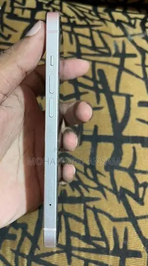 Apple iPhone 13 (Used)