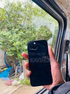 Apple iPhone 13 (Used)