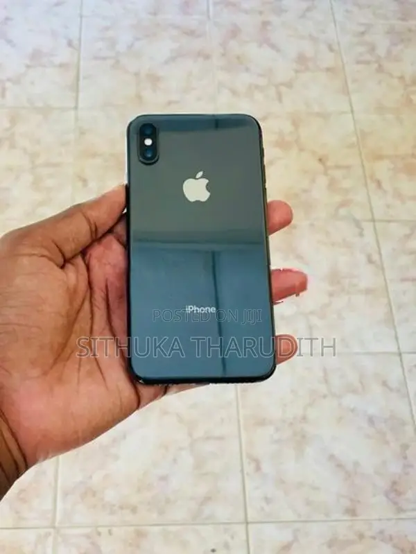 Apple iPhone X (Used)