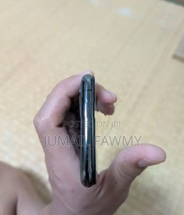 Apple iPhone 11 Pro (Used)