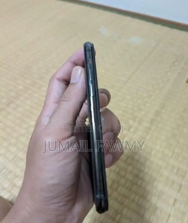 Apple iPhone 11 Pro (Used)