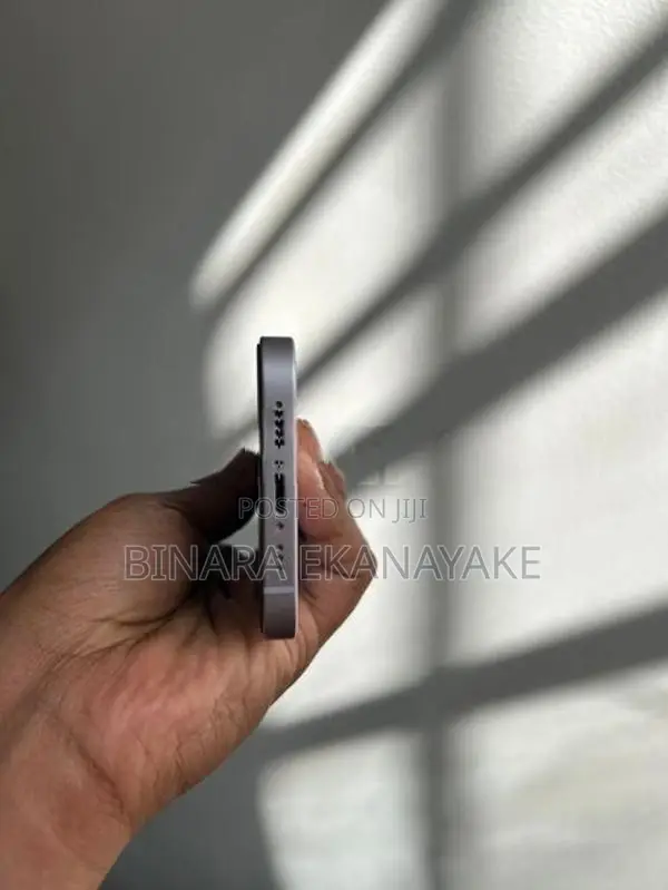 Apple iPhone 14 (Used)