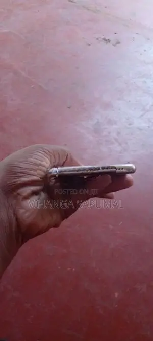 Apple iPhone X (Used)