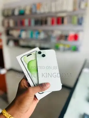 Apple iPhone 15 128GB (Used)