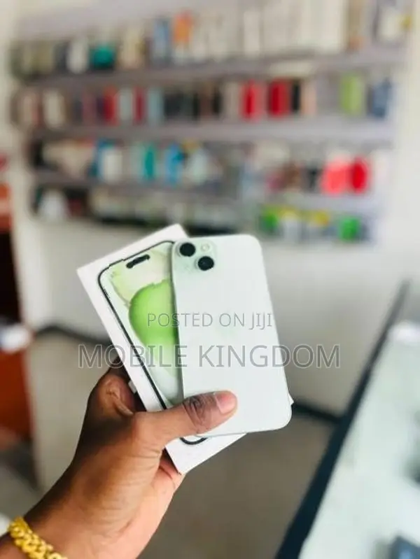 Apple iPhone 15 128GB (Used)