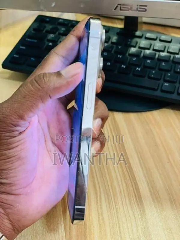 Apple iPhone 14 Pro (Used)