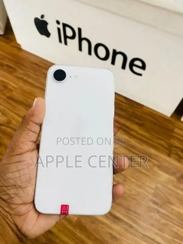 Apple iPhone 16e (Used)