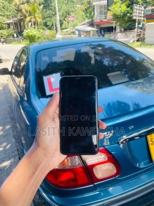 Apple iPhone 11 Pro (Used)