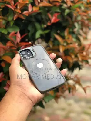 Apple iPhone 12 (Used)