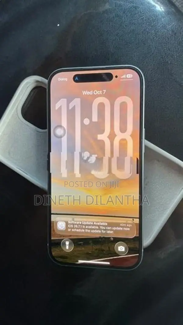 Apple iPhone 15 (Used)