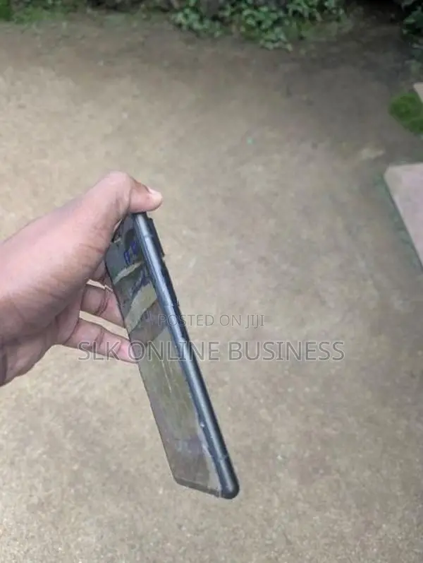 Google Pixel 6 (Used)