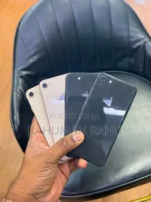 Apple iPhone 8 (Used)