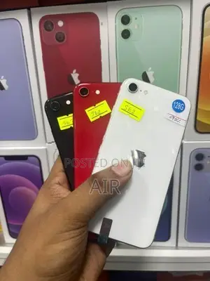 Apple iPhone SE 2 (Used)