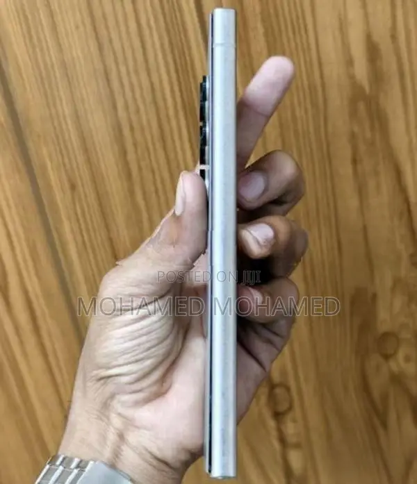 Samsung Galaxy S24 Ultra (Used)