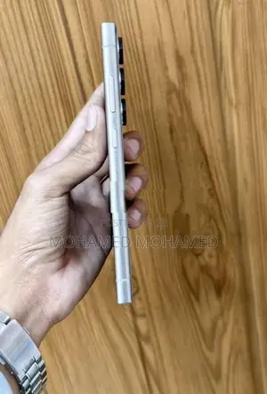 Samsung Galaxy S24 Ultra (Used)