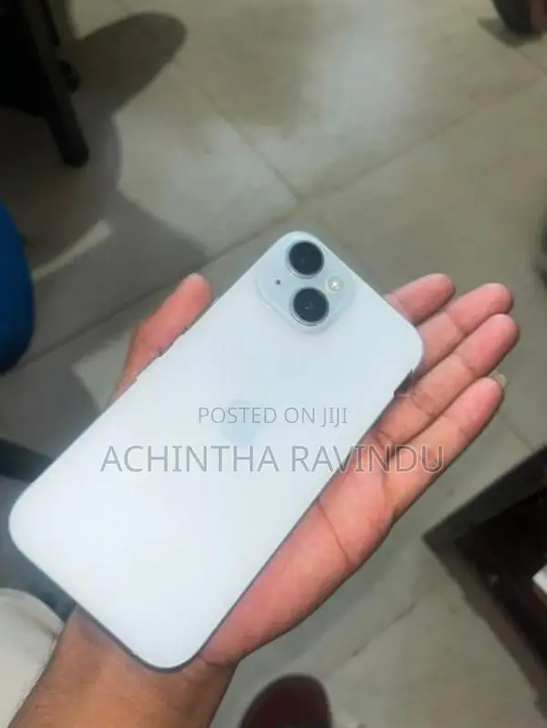 Apple iPhone 15 (Used)
