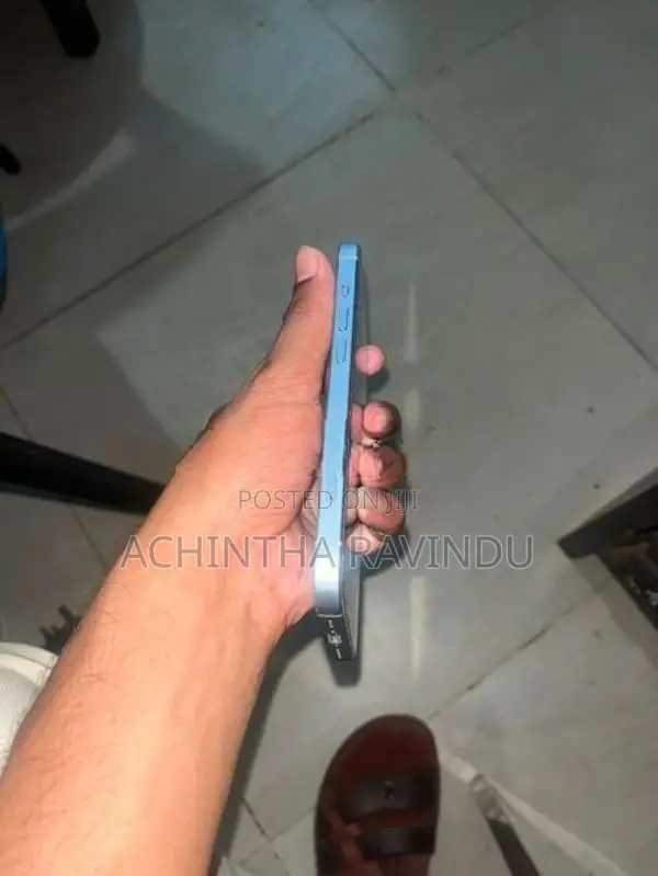 Apple iPhone 15 (Used)
