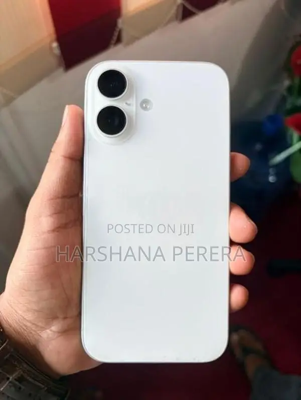 Apple iPhone 16 (Used)