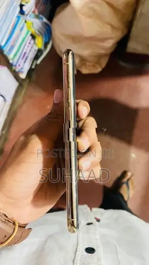 Apple iPhone 11 Pro (Used)