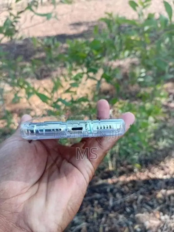 Apple iPhone XS (Used)