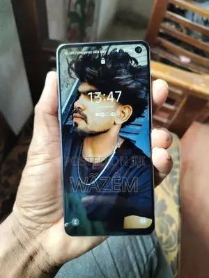 Samsung Galaxy S10 (Used)
