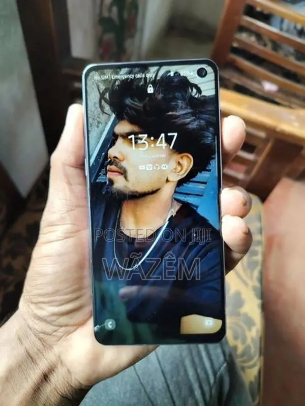 Samsung Galaxy S10 (Used)