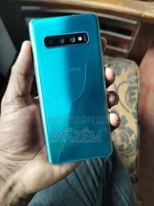 Samsung Galaxy S10 (Used)