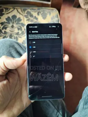 Samsung Galaxy S10 (Used)