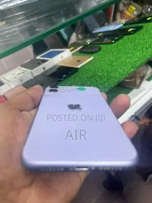 Apple iPhone 11 256GB (Used)