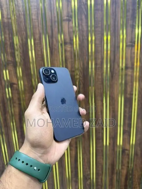 Apple iPhone 15 (Used)