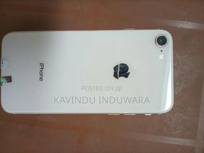 Apple iPhone 8 (Used)
