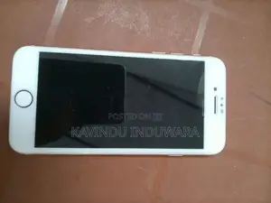 Apple iPhone 8 (Used)