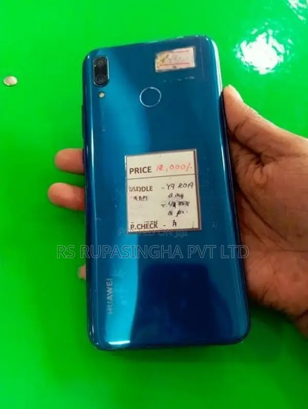 Huawei Y9 4GB 64GB (Used)