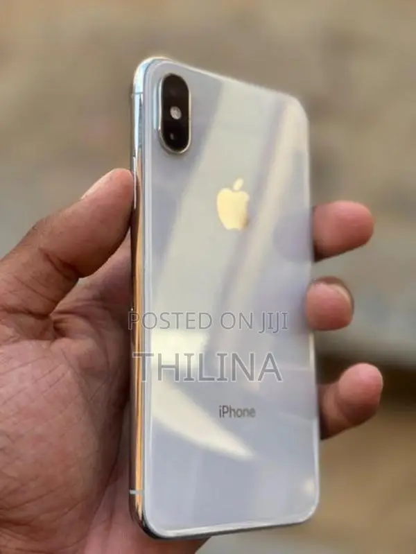 Apple iPhone XS (Used)