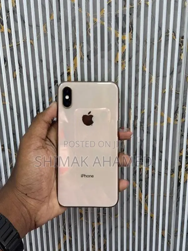 Apple iPhone XS (Used)