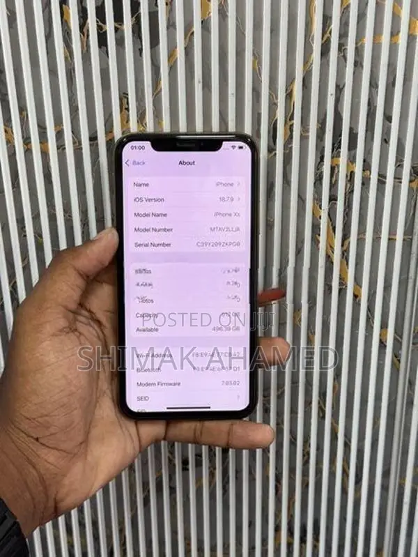 Apple iPhone XS (Used)