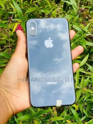 Apple iPhone XS (Used)