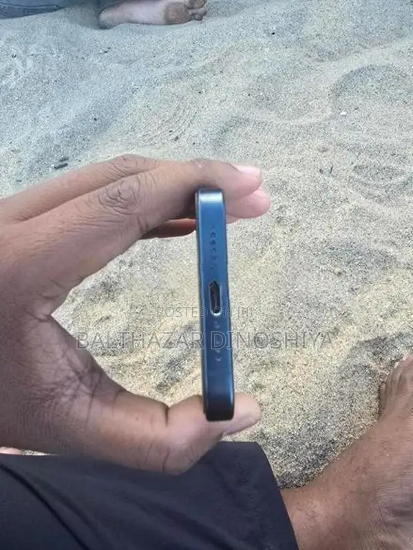 Apple iPhone 15 Pro (Used)