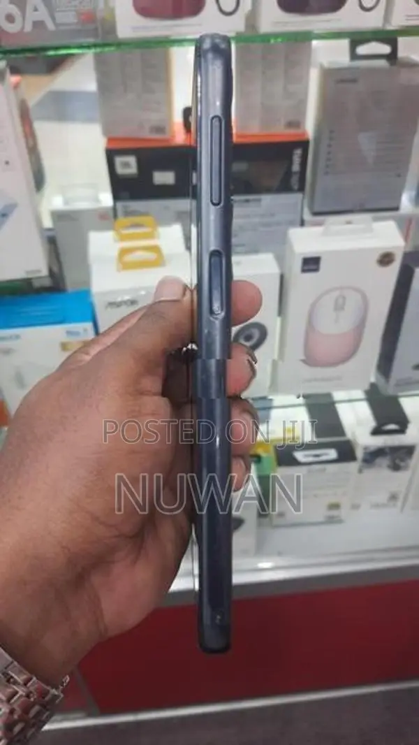 Samsung Galaxy A24 (Used)