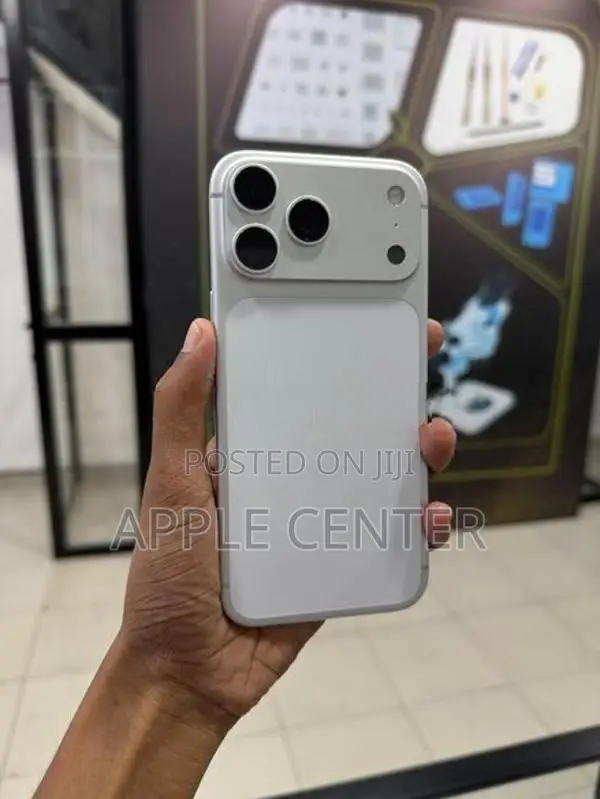 Apple iPhone 17 Pro Max 512GB (Used)