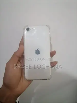 Apple iPhone SE 2 128GB (Used)