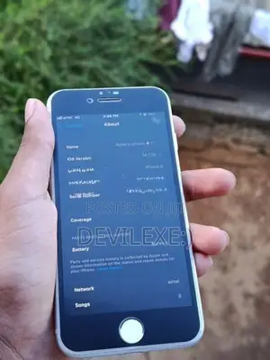 Apple iPhone 8 (Used)