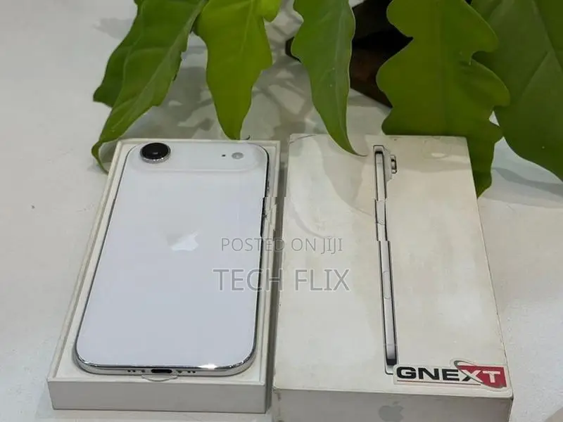 Apple iPhone Air 256GB (Used)